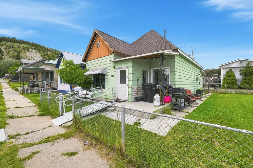 608/610 Ash Street Anaconda MT 59711