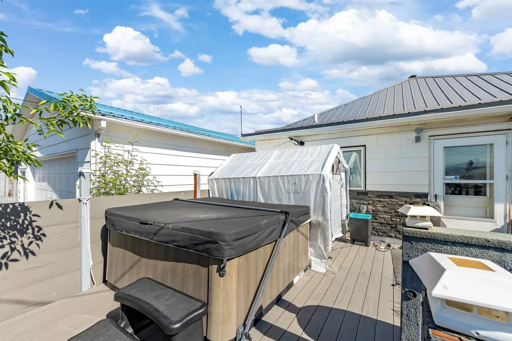 906 Zarelda Street Butte MT 59701
