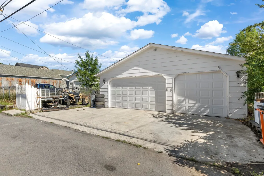 906 Zarelda Street Butte MT 59701