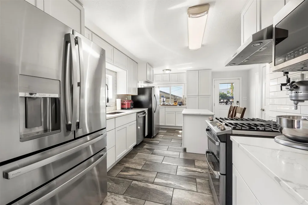 906 Zarelda Street Butte MT 59701