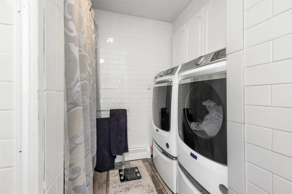906 Zarelda Street Butte MT 59701