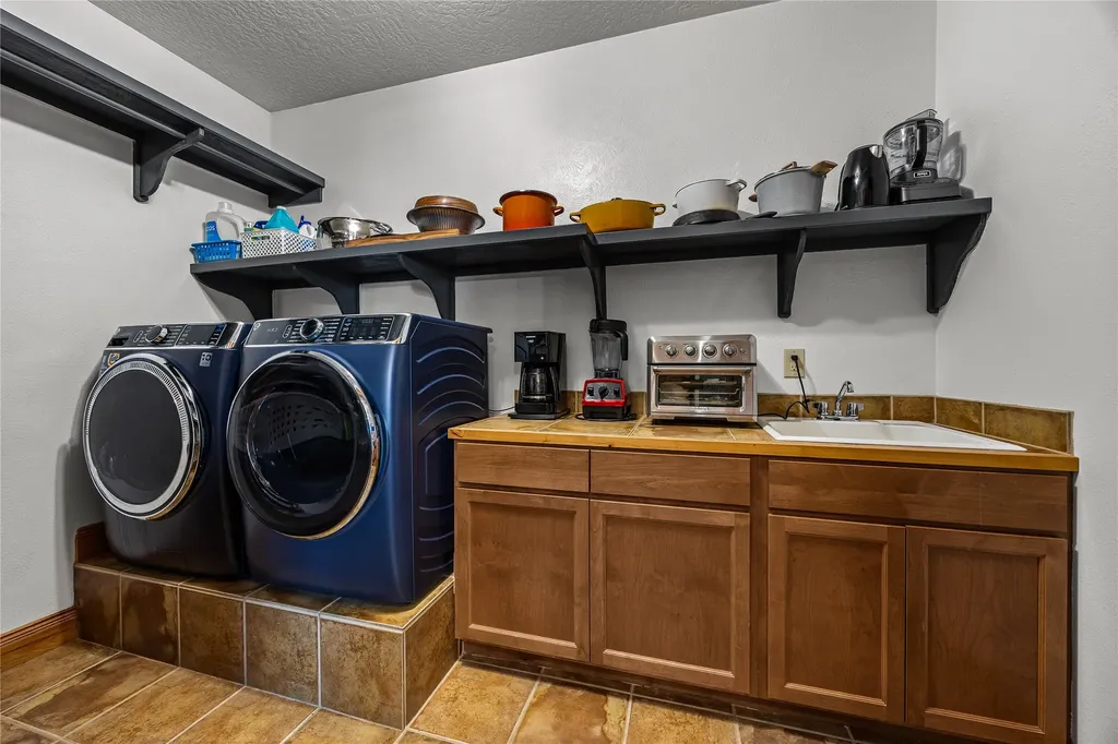 19820 Rambling Rose Lane Florence MT 59833