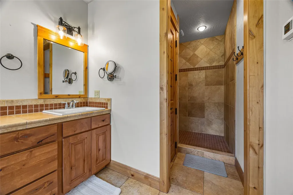 19820 Rambling Rose Lane Florence MT 59833