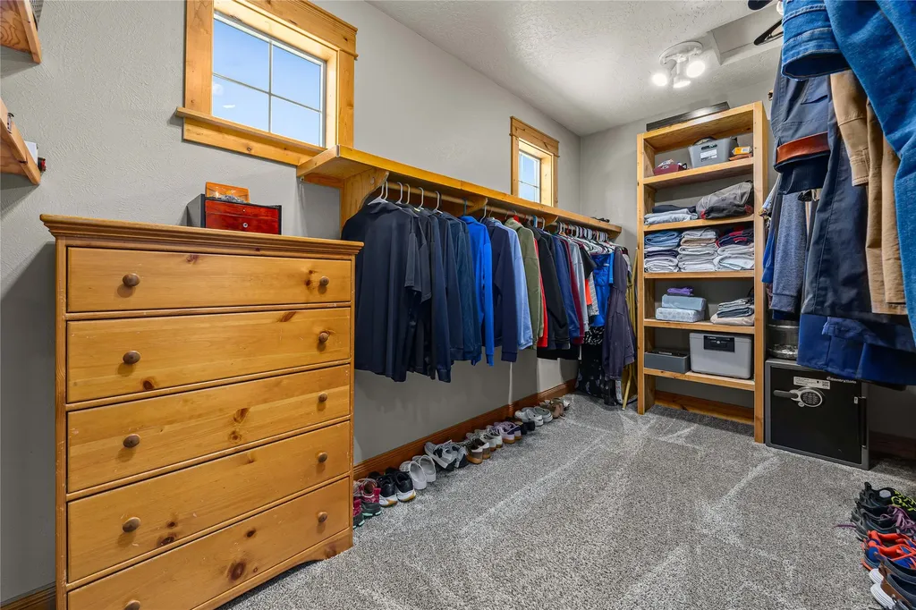 19820 Rambling Rose Lane Florence MT 59833