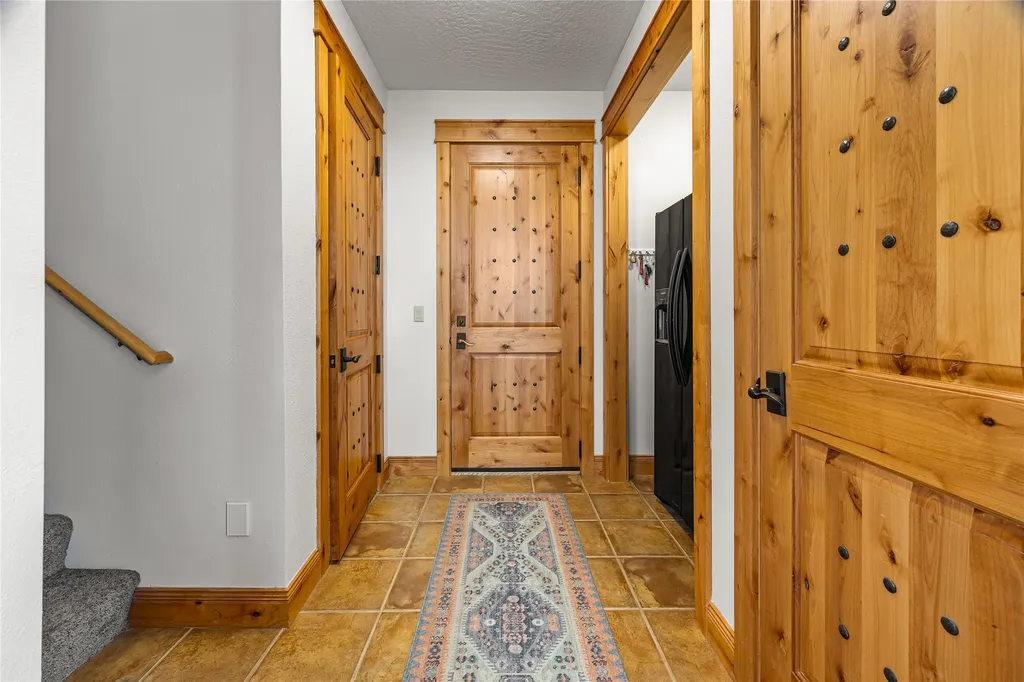 19820 Rambling Rose Lane Florence MT 59833