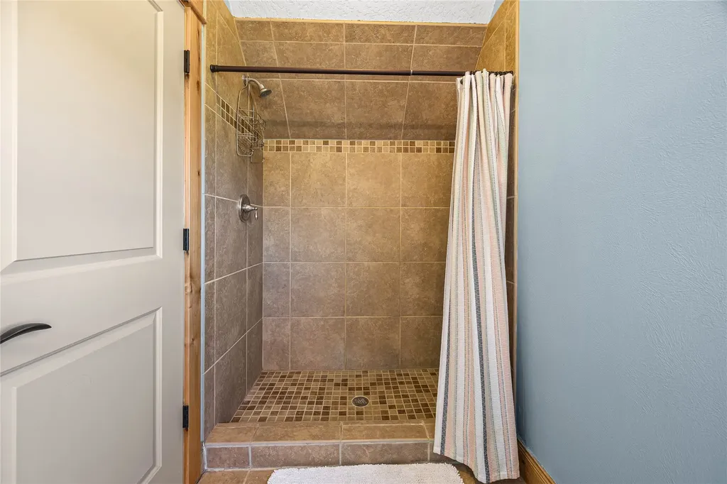 19820 Rambling Rose Lane Florence MT 59833