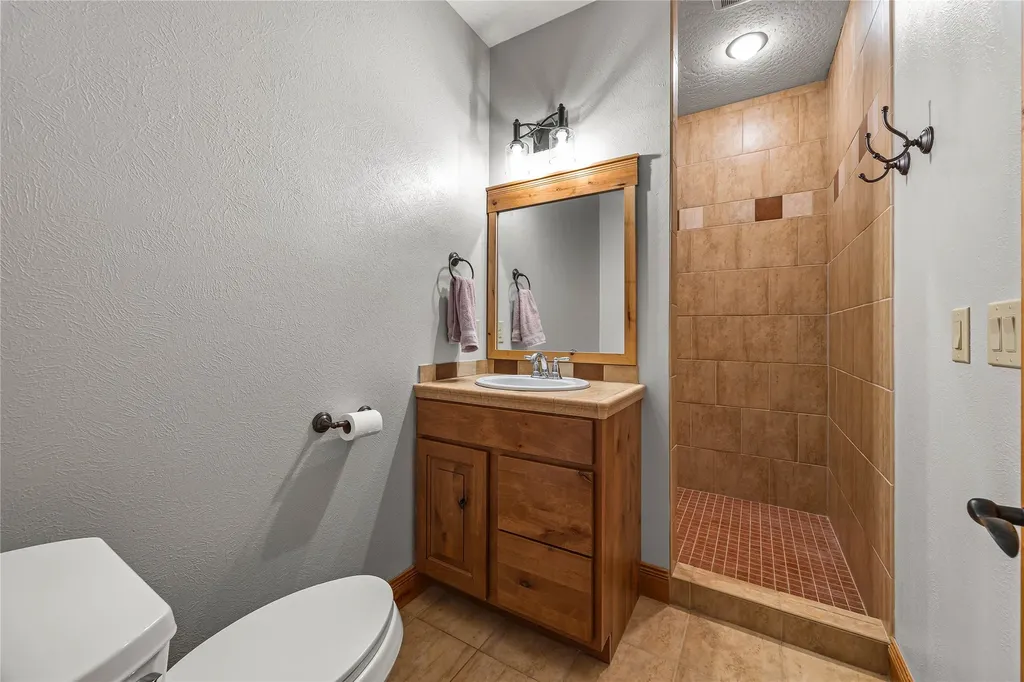 19820 Rambling Rose Lane Florence MT 59833