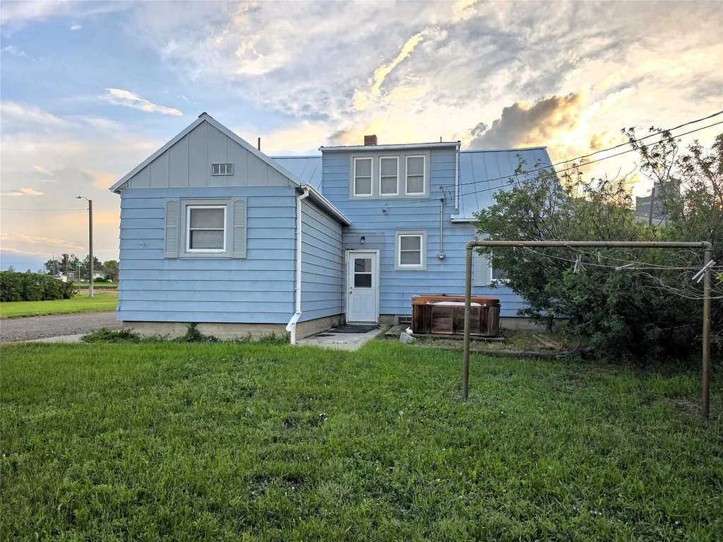 105 2nd Avenue NW Dutton MT 59433