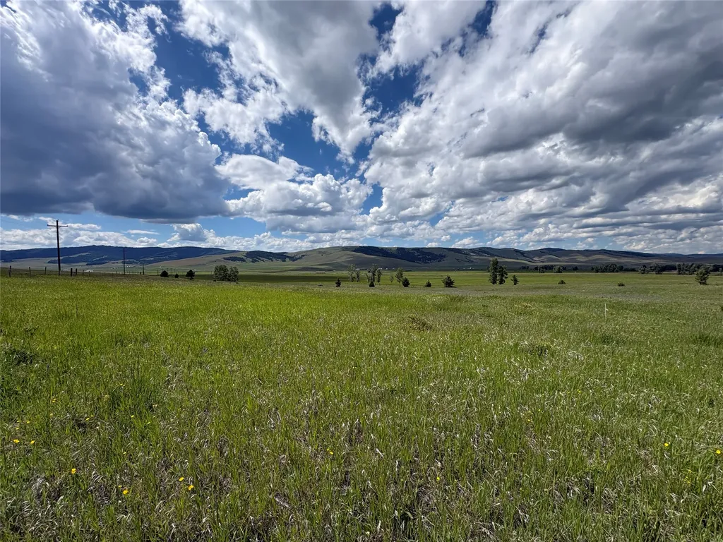 33 Handlos Lane Philipsburg MT 59858