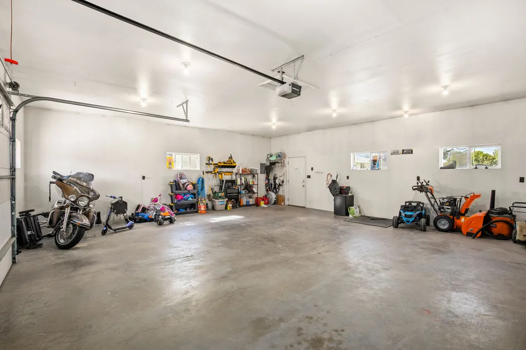 733 54th Street S Great Falls MT 59405