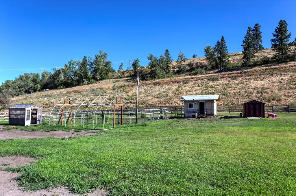 1073 N Burnt Fork Road Stevensville MT 59870