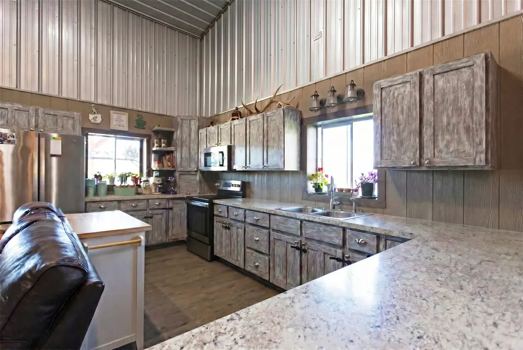 1073 N Burnt Fork Road Stevensville MT 59870