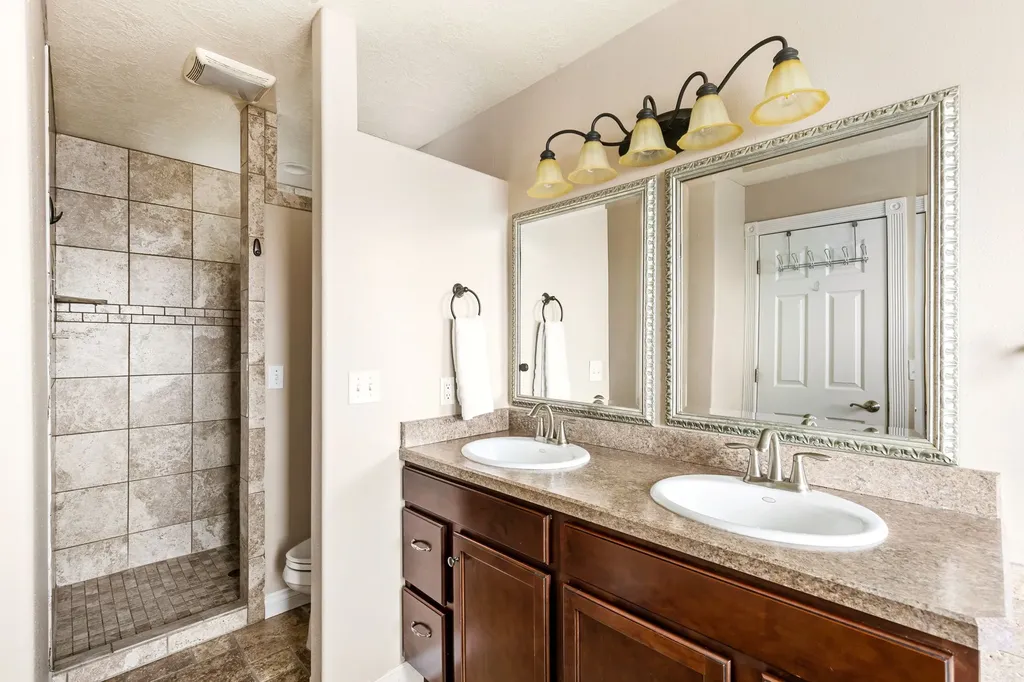 1012 46th Avenue NE Great Falls MT 59404