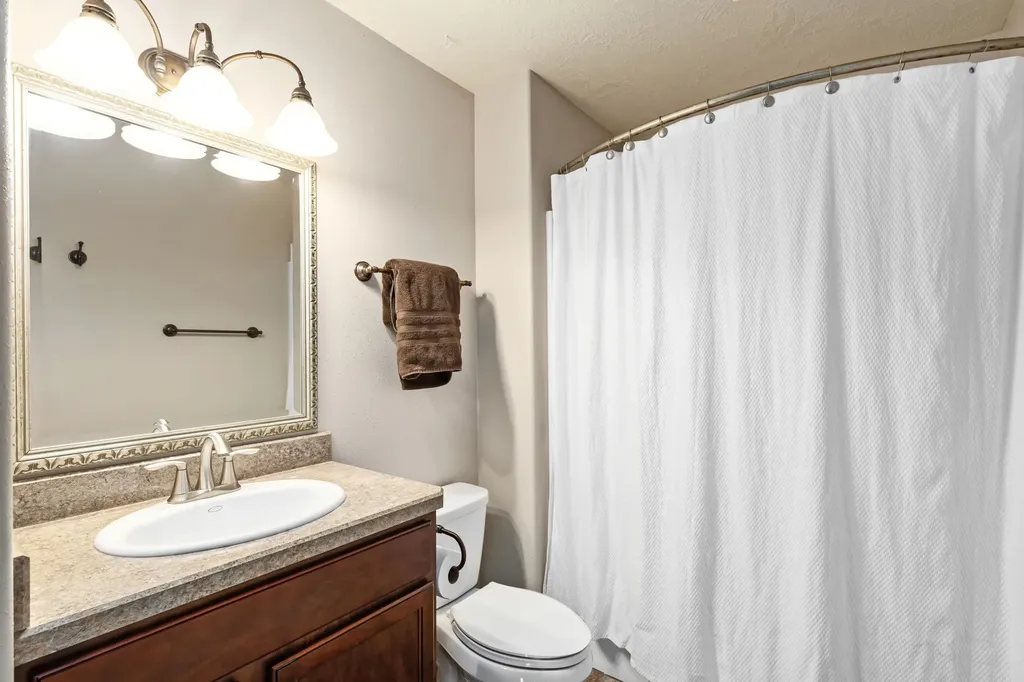 1012 46th Avenue NE Great Falls MT 59404