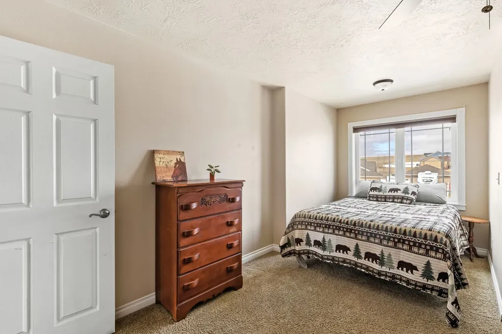 1012 46th Avenue NE Great Falls MT 59404