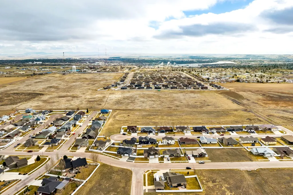 1012 46th Avenue NE Great Falls MT 59404