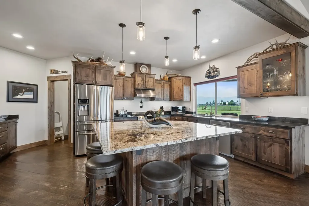 1620 Moon Bow Loop Kalispell MT 59901