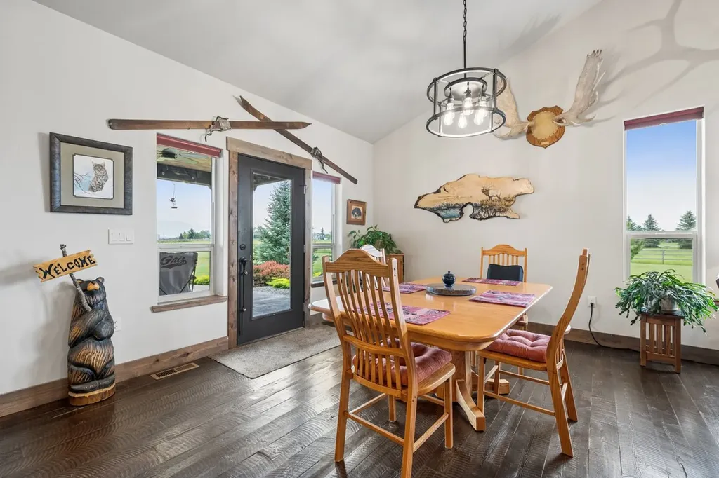 1620 Moon Bow Loop Kalispell MT 59901