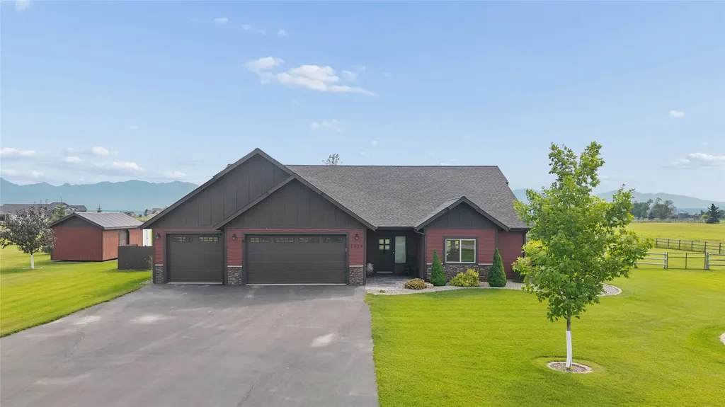1620 Moon Bow Loop Kalispell MT 59901