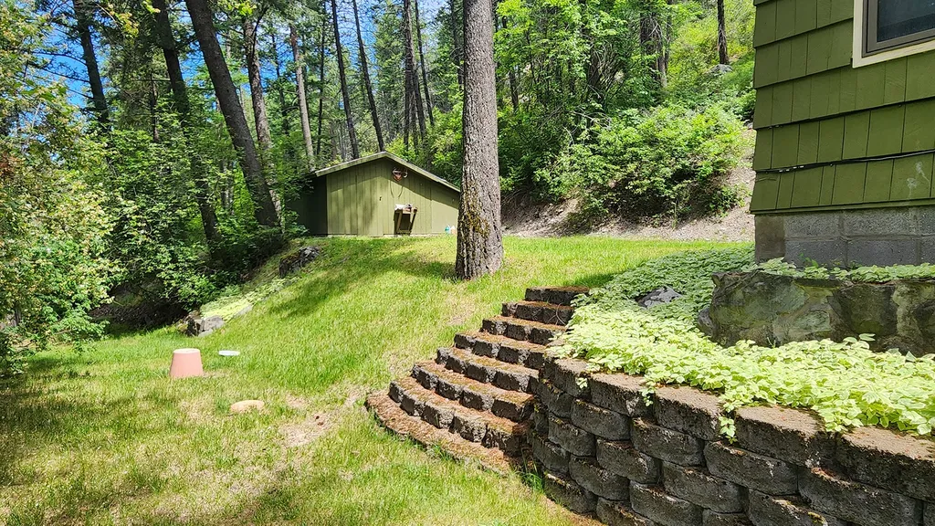 67 Bridge Street Bigfork MT 59911