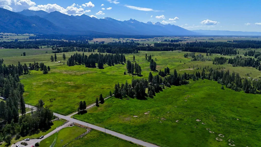34733 Courville Trail Polson MT 59860