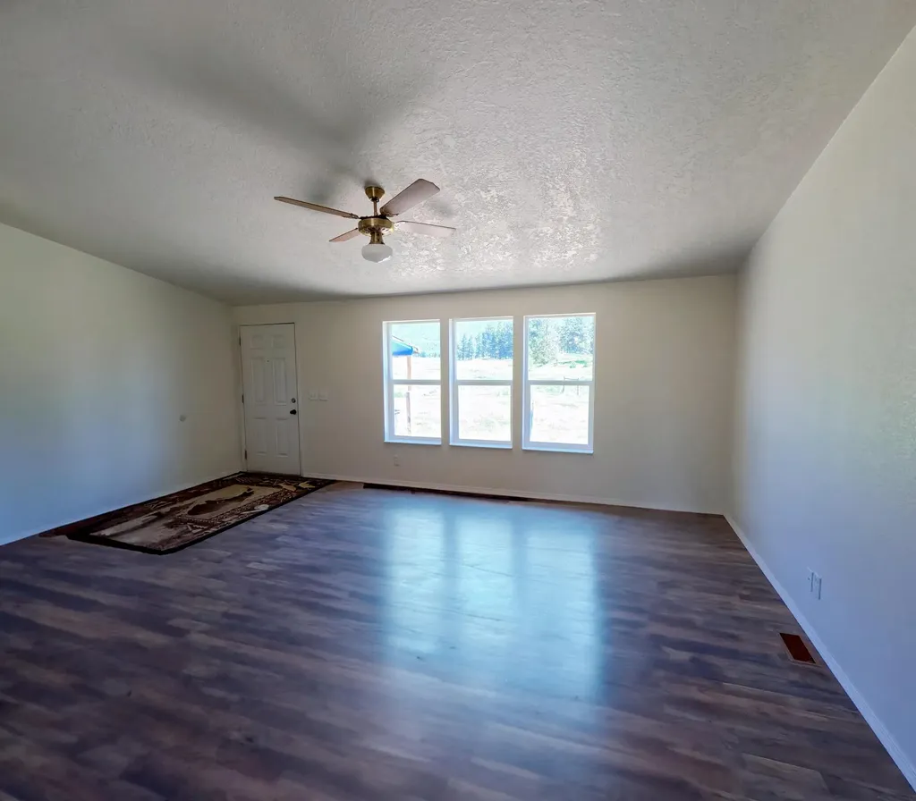 34733 Courville Trail Polson MT 59860