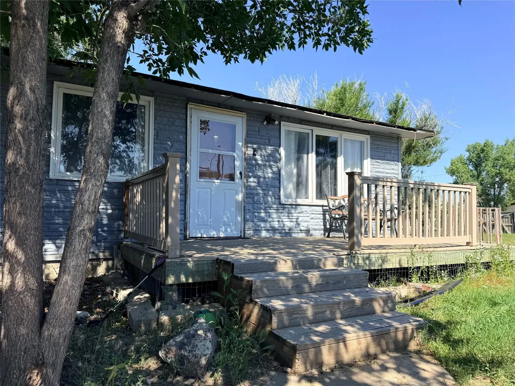 138 Hilger Street Geraldine MT 59446