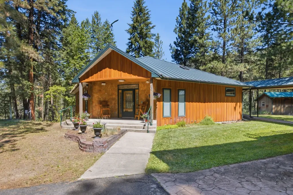 56 W River Ridge Lane Superior MT 59872