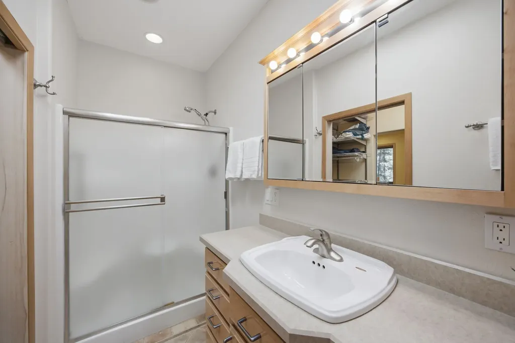 56 W River Ridge Lane Superior MT 59872