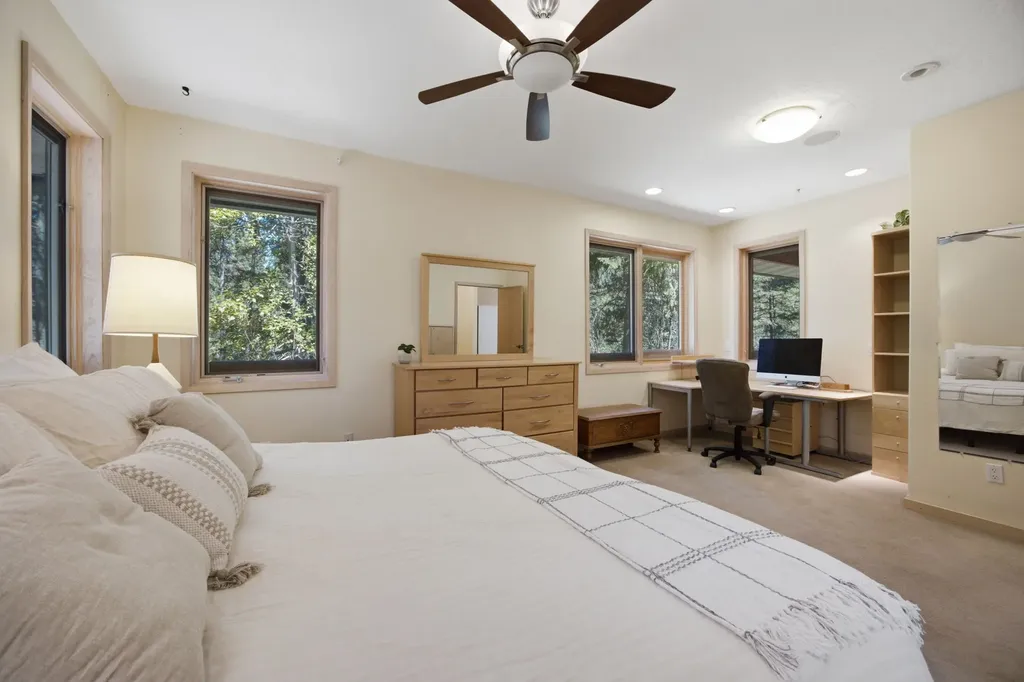 56 W River Ridge Lane Superior MT 59872