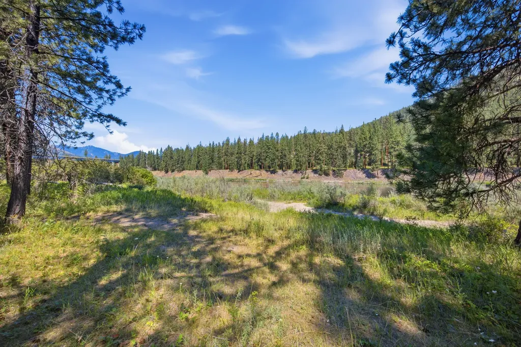 56 W River Ridge Lane Superior MT 59872