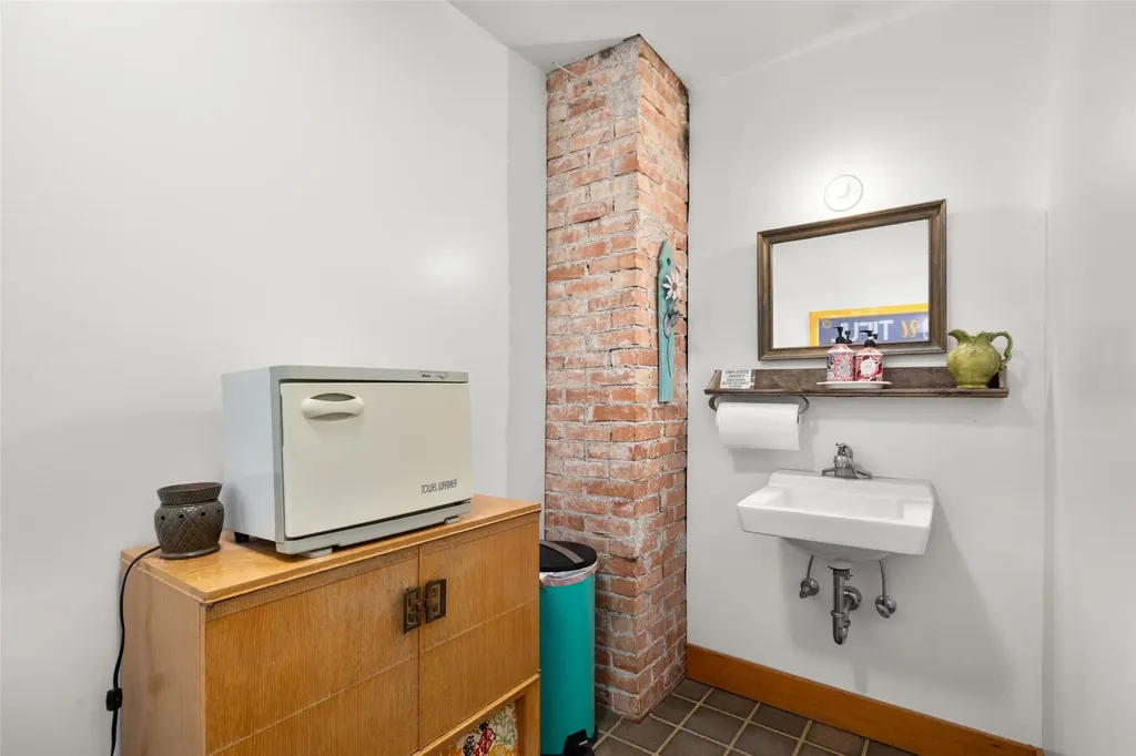 494 N Main Street Kalispell MT 59901