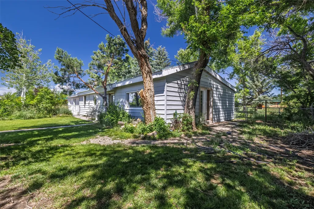 1110 Sierra Road W Helena MT 59602