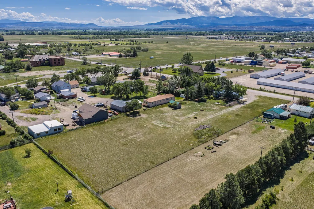 1110 Sierra Road W Helena MT 59602