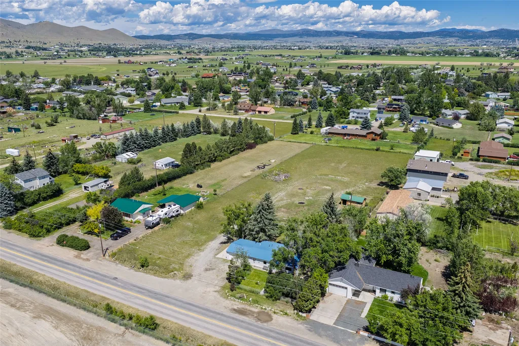 1110 Sierra Road W Helena MT 59602