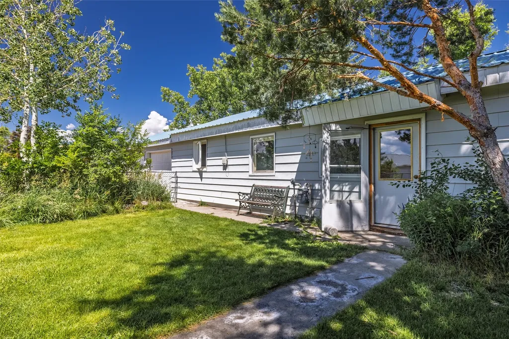 1110 Sierra Road W Helena MT 59602