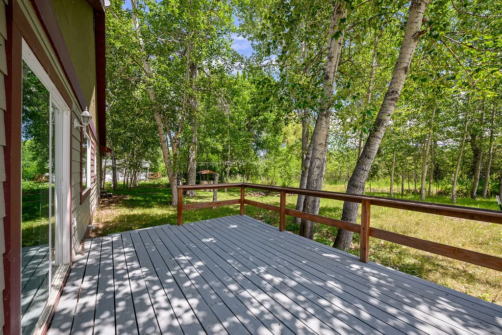 102 S 3rd Street Roberts MT 59070