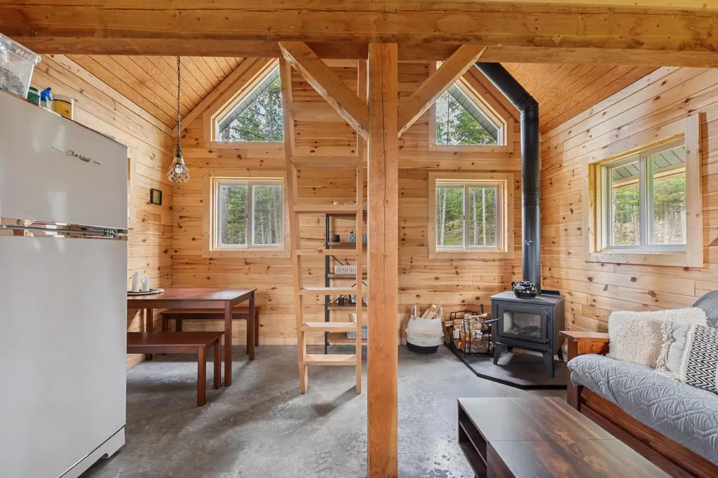 925 Yelping Coyote Run Trego MT 59934