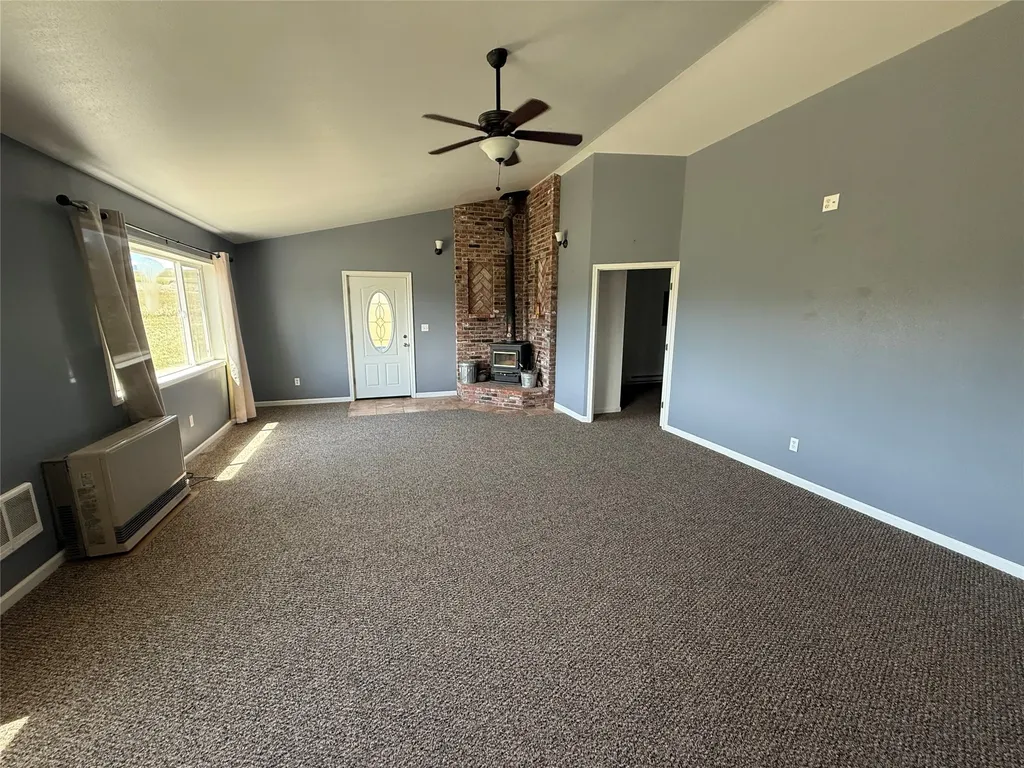 317 3rd Street S Cascade MT 59421