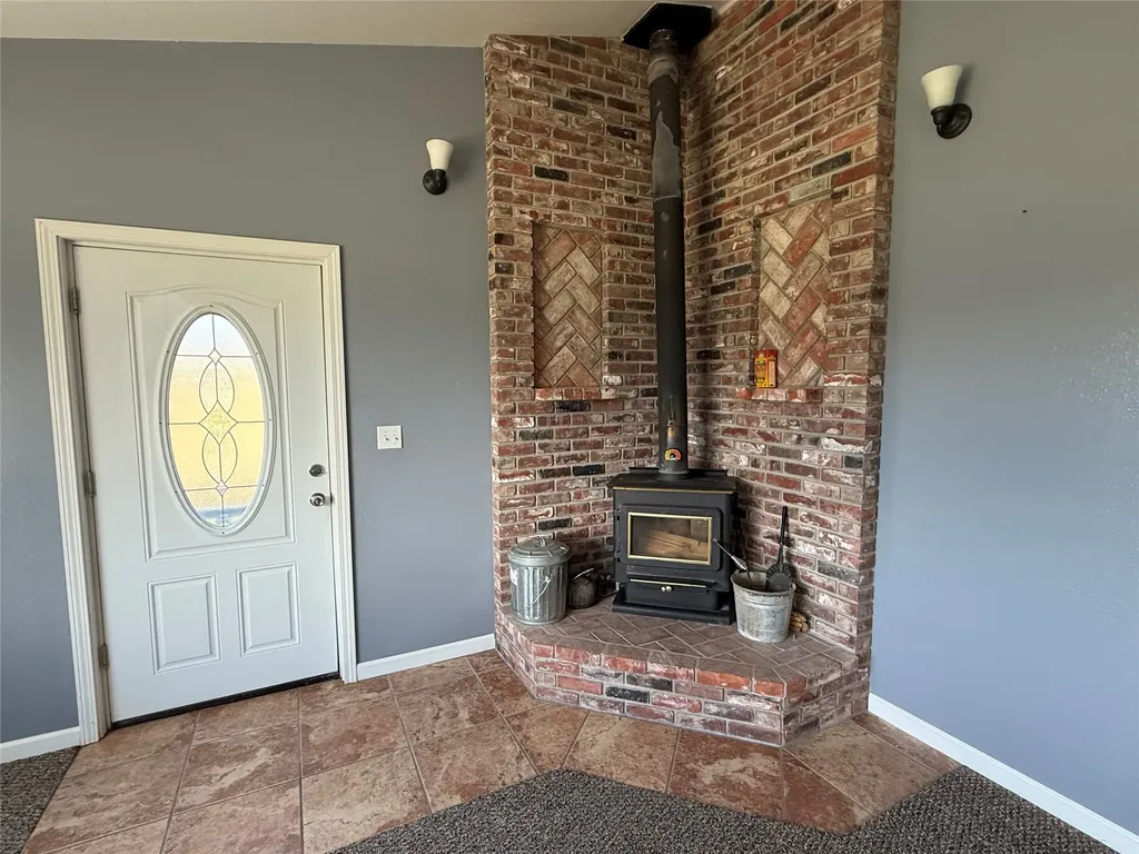 317 3rd Street S Cascade MT 59421