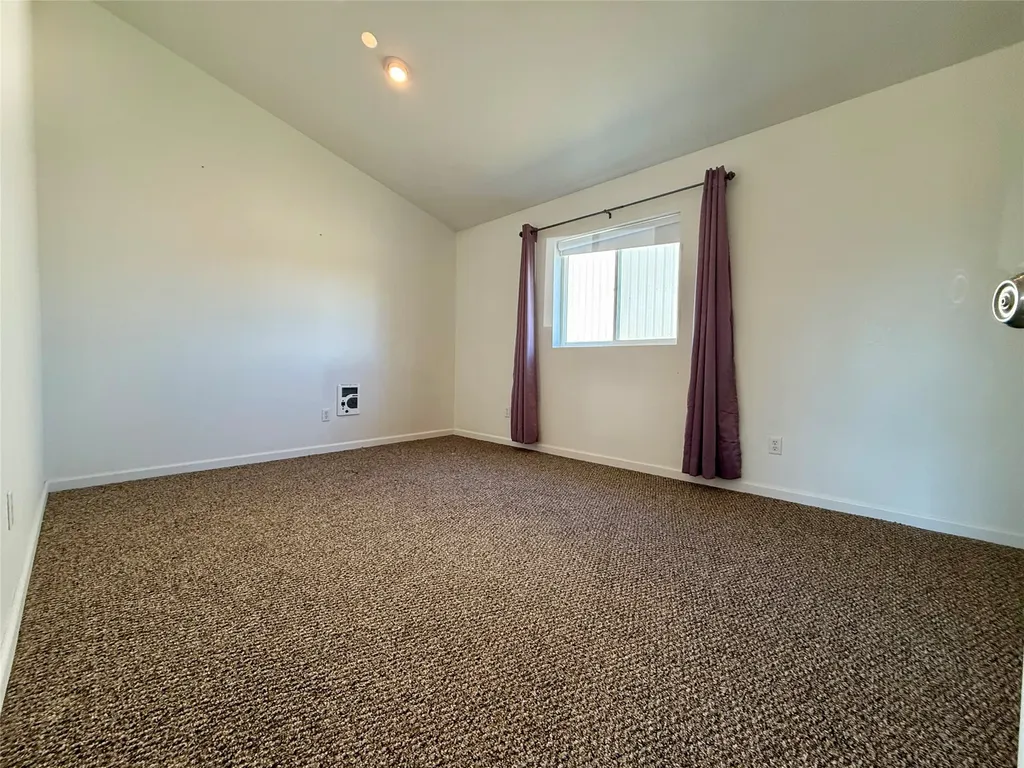 317 3rd Street S Cascade MT 59421
