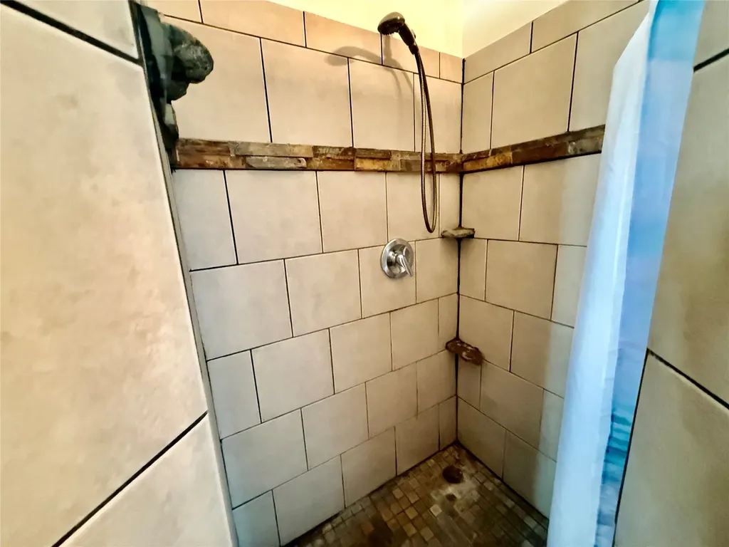 317 3rd Street S Cascade MT 59421