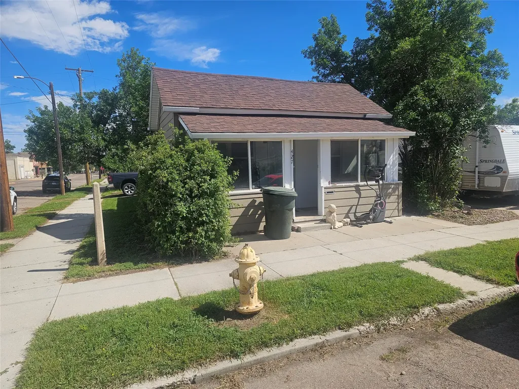 427 5th Avenue SW Great Falls MT 59404