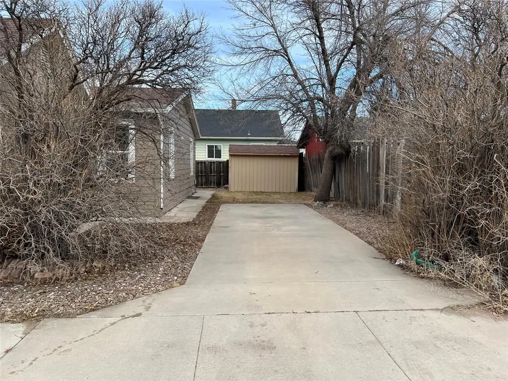 427 5th Avenue SW Great Falls MT 59404