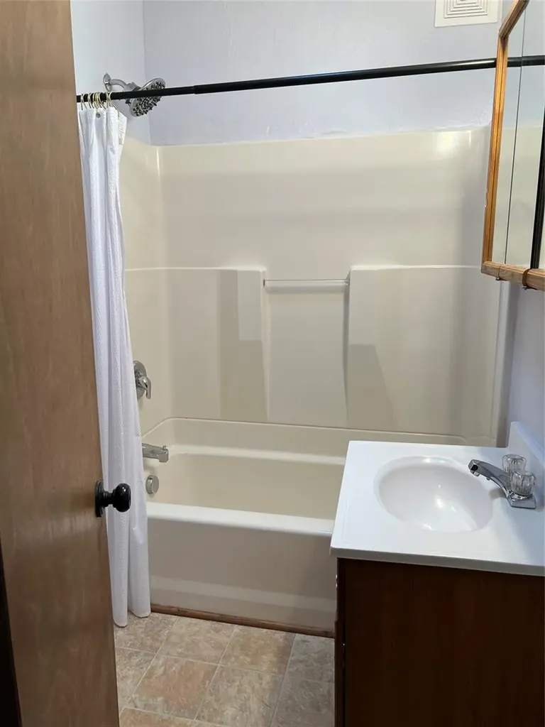 427 5th Avenue SW Great Falls MT 59404