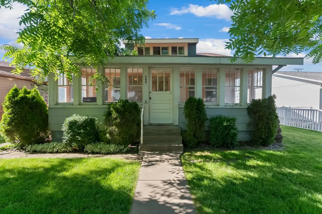 706 5th Avenue E Polson MT 59860