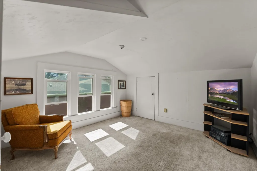 706 5th Avenue E Polson MT 59860