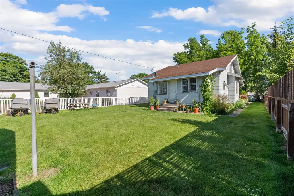 706 5th Avenue E Polson MT 59860