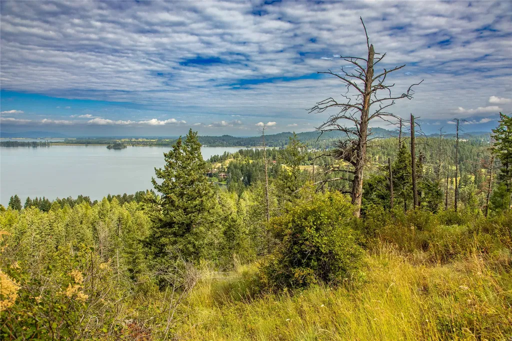 338 Flathead Lodge Road Bigfork MT 59911