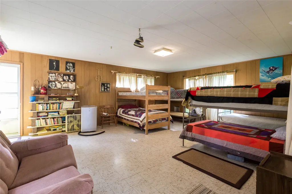 338 Flathead Lodge Road Bigfork MT 59911